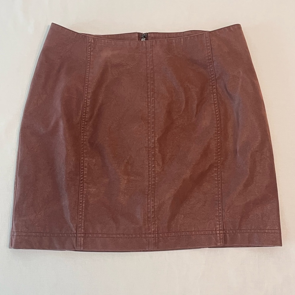 FREE PEOPLE Brown Faux Leather Fully Lined Mini Boho Versatile Skirt size 12
